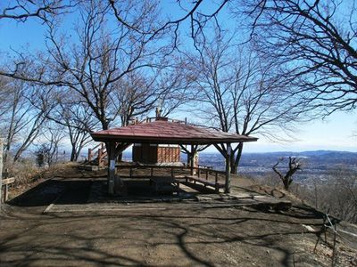 鐘撞堂山の外観