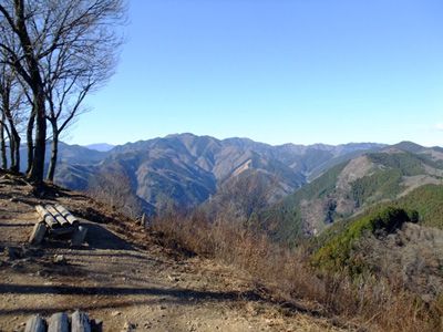 岩茸石山の外観