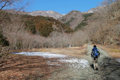 鍋割山の外観