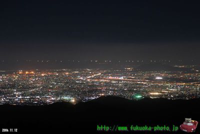 九千部山の外観