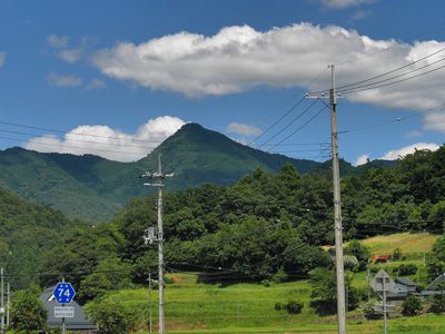 弥仙山の外観