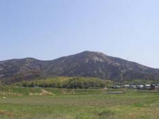 高御位山の外観