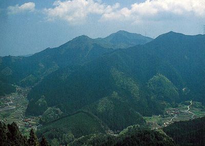 東郷山の外観