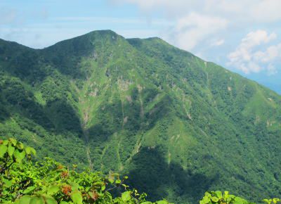 三倉山の外観