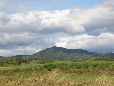 宇津峰の外観