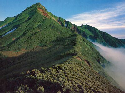 利尻山の外観