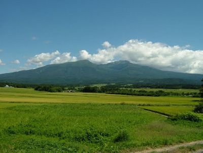 鳥海山の外観