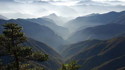 峰山の外観