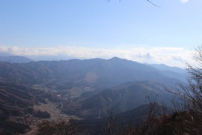 朝島山の外観