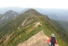 女峰山の外観