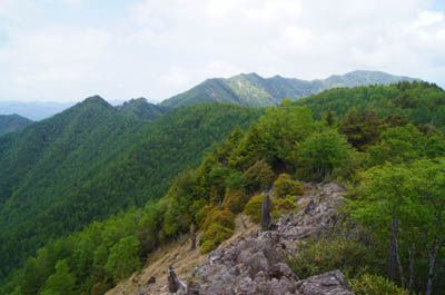 白石山の外観