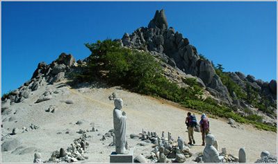 鳳凰山の外観