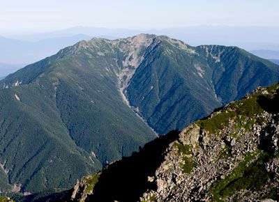 仙丈ヶ岳の外観