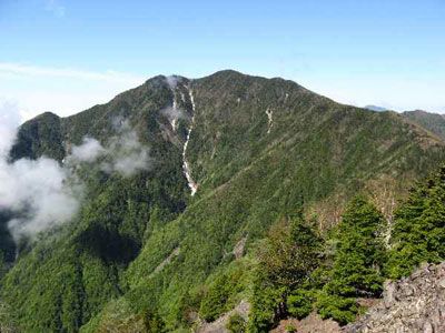 大無間山の外観