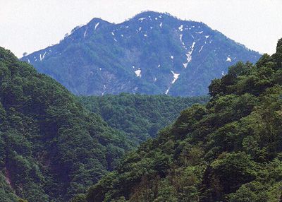 高三郎山の外観