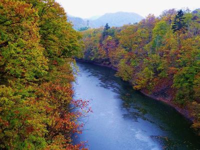 神威岳の外観