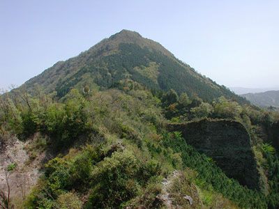 鹿嵐山の外観