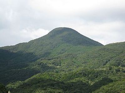 野間岳の外観