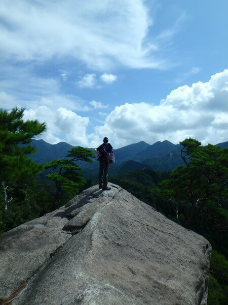 刀剣山