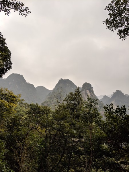 刀剣山